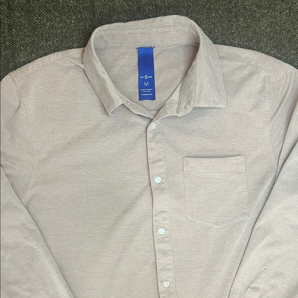 Kit and Ace Men’s City Tech Light Heathered Tan Pink Casual Button Down Shirt M - Picture 3 of 13